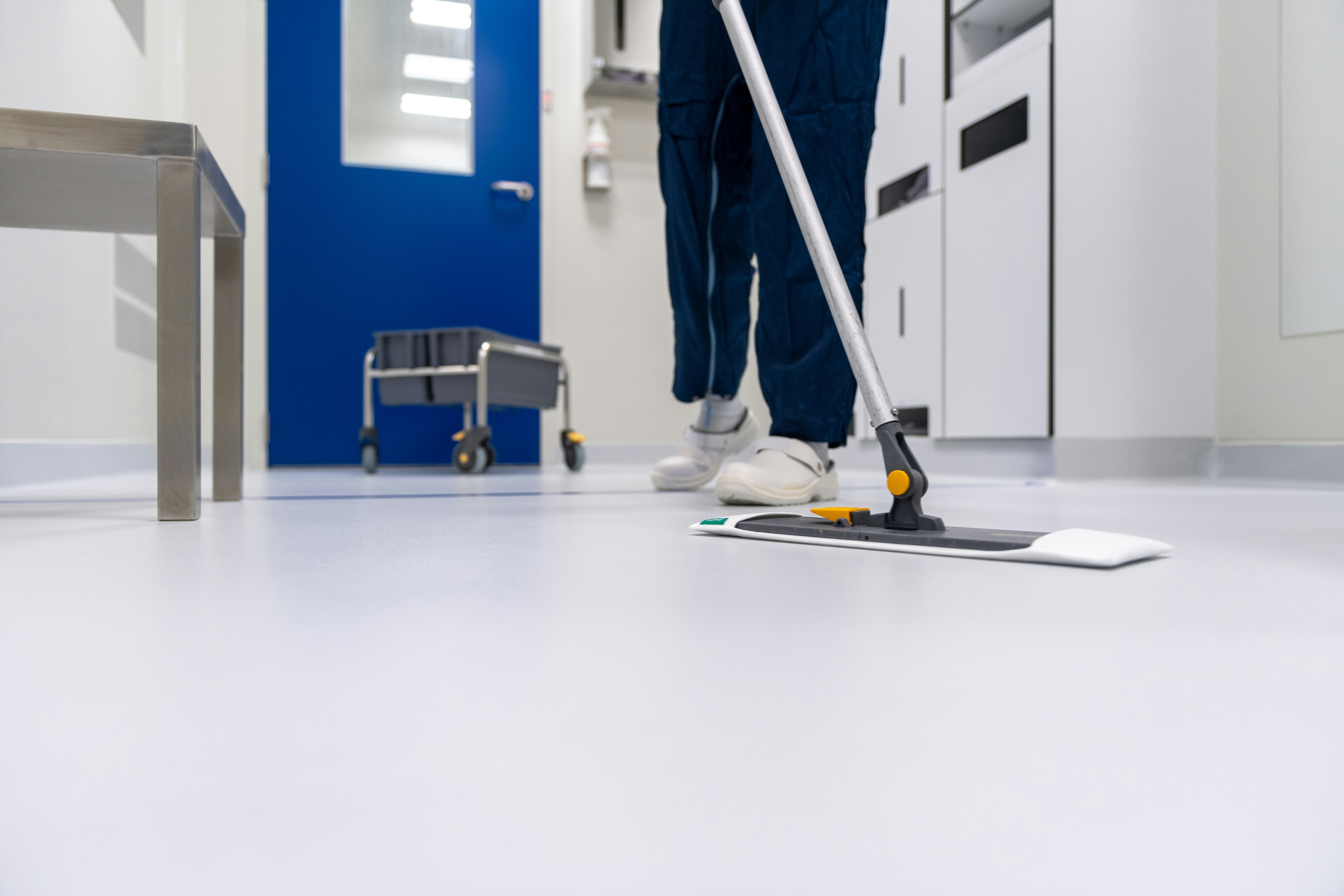Cleaner mopping hard floors